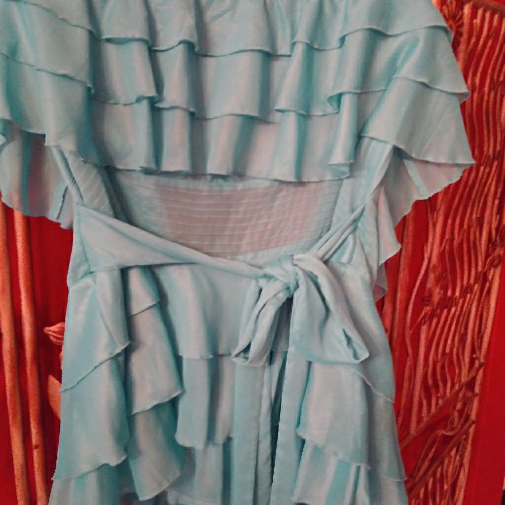 Ruffled. Top